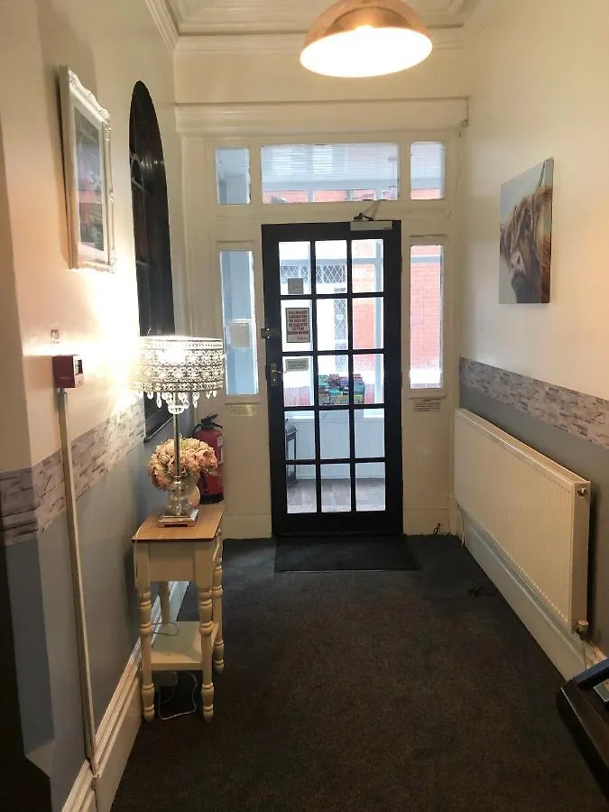 Bed & Breakfast West Vale Villa Blackpool